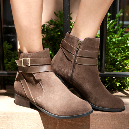 fibi & clo fall catalog